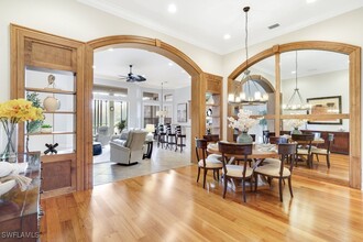 9104 Cherry Oaks Tr in Naples, FL - Building Photo - Building Photo