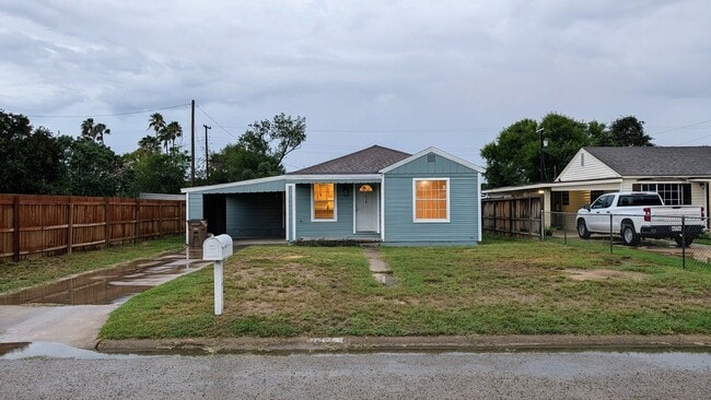 property at 1010 S 5th Ave