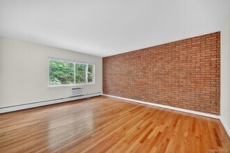19 Barnett Dr in Monroe, NY - Building Photo - Building Photo