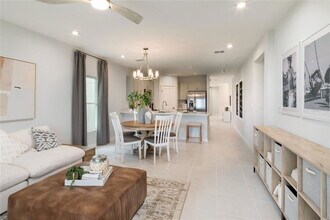 13231 Commons Ave in Parrish, FL - Building Photo - Building Photo
