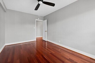 2100 19th St NW in Washington, DC - Building Photo - Building Photo