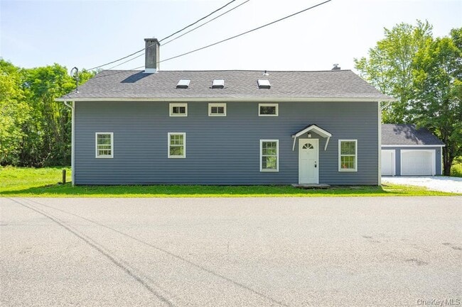 12 State Line Rd in Millerton, NY - Building Photo - Building Photo