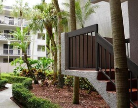 8810 SW 132nd Pl in Miami, FL - Building Photo - Building Photo