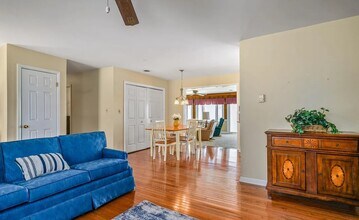 44 Pocahantos Dr in Earleville, MD - Building Photo - Building Photo