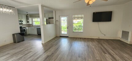 200 NW 9th St in Boca Raton, FL - Building Photo - Building Photo