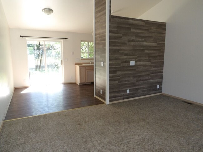 1700 W Canfield Ave in Coeur d'Alene, ID - Building Photo - Building Photo