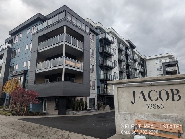 property at 33886 Pine St