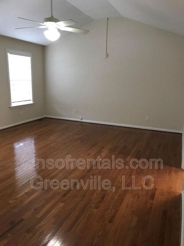 107 Hill St in Greer, SC - Building Photo - Building Photo
