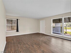 3 Knights Bridge Rd in Naples, FL - Building Photo - Building Photo