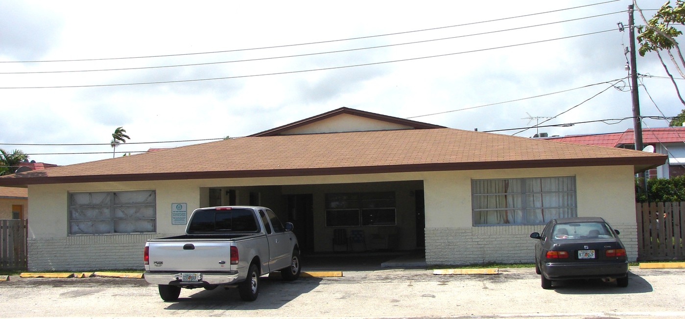 3531 NW 5th Ter in Pompano Beach, FL - Building Photo