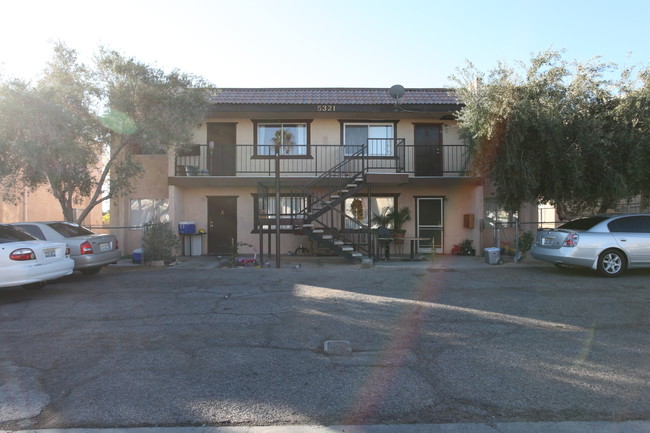 Sierra Baja in Las Vegas, NV - Building Photo - Building Photo