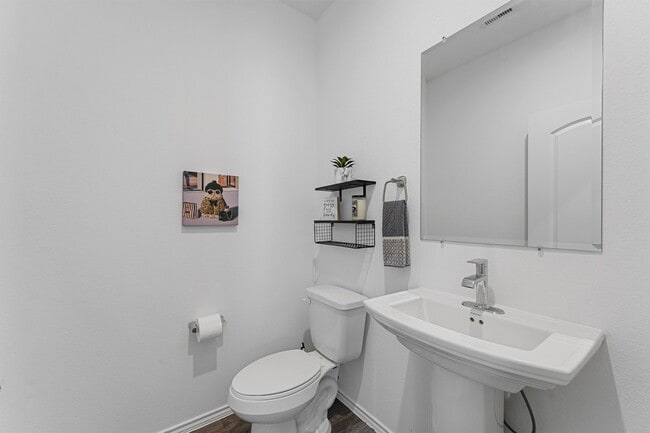 property at 24006 Sunview Vly Dr