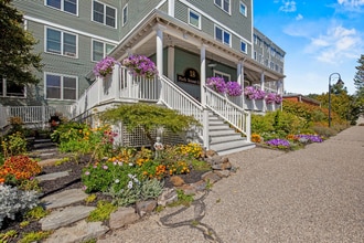 18 Park St in Saco, ME - Foto de edificio - Building Photo