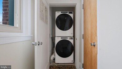 2 E State St in Media, PA - Foto de edificio - Building Photo