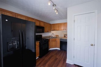 52 Barrington Pl in Marietta, GA - Building Photo - Building Photo