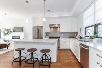 108 Mamaroneck Ave in Mamaroneck, NY - Building Photo - Building Photo