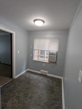 3805 Torrance Dr in Toledo, OH - Building Photo - Building Photo