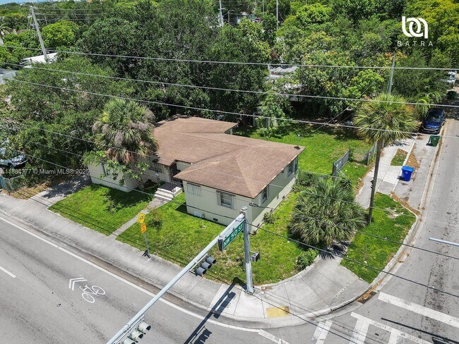5001 NW 12th Ave in Miami, FL - Building Photo - Building Photo