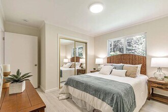 4865 Highway 9 in Felton, CA - Foto de edificio - Building Photo