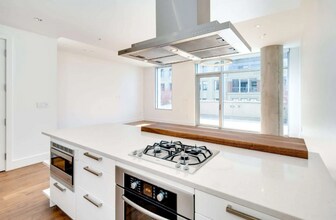 1555 Blake St in Denver, CO - Building Photo - Building Photo