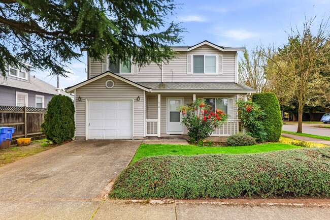 4906 SE Holgate Blvd in Portland, OR - Building Photo - Building Photo