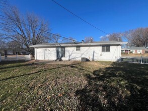 1536 Springhurst Dr in Florissant, MO - Building Photo - Building Photo