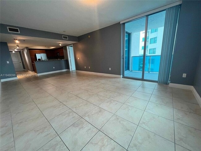 2641 N Flamingo Rd, Unit 1701N in Plantation, FL - Building Photo - Building Photo