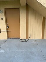 2685 W 66th St in Hialeah, FL - Building Photo