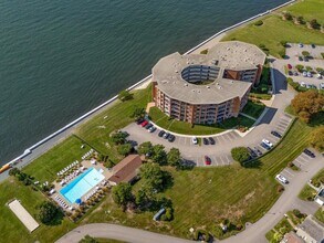 1316 Capella S in Newport, RI - Building Photo - Building Photo