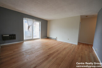 35 Westgate Rd, Unit 4 in Boston College, MA - Building Photo - Building Photo