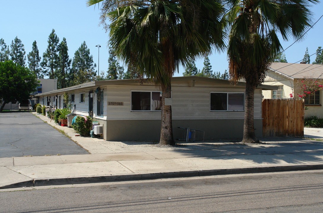 376 Orlando Dr in El Cajon, CA - Foto de edificio