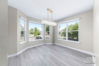 2612 Lundquist Dr in Aurora, IL - Building Photo - Building Photo