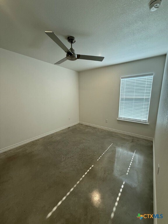 1125 Lindsey Dr in Copperas Cove, TX - Building Photo - Building Photo