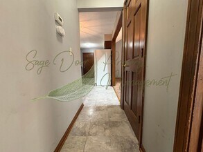 9012 E 87th St in Raytown, MO - Building Photo - Building Photo