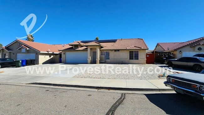 15357 San Miguel Way in Victorville, CA - Building Photo - Building Photo