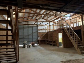 2013 Mayfield Dr in Round Rock, TX - Building Photo - Building Photo