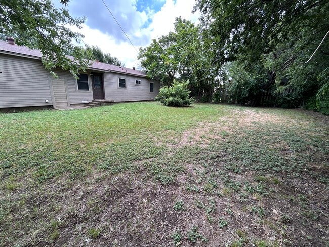 2801 William Brewster Dr in Irving, TX - Building Photo - Building Photo