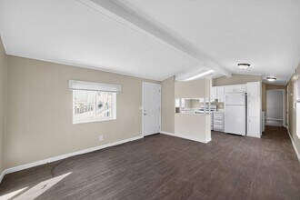 157 1st Ave in Pacifica, CA - Building Photo - Building Photo