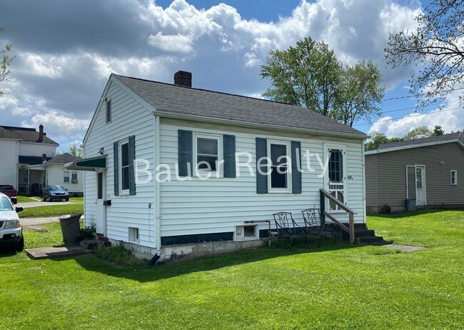 219-221-221 Vine St in Ashland, OH - Building Photo - Building Photo