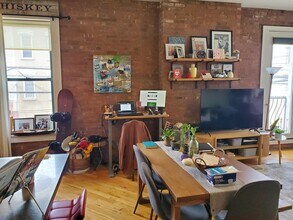 69 Franklin St in Jersey City, NJ - Building Photo - Building Photo