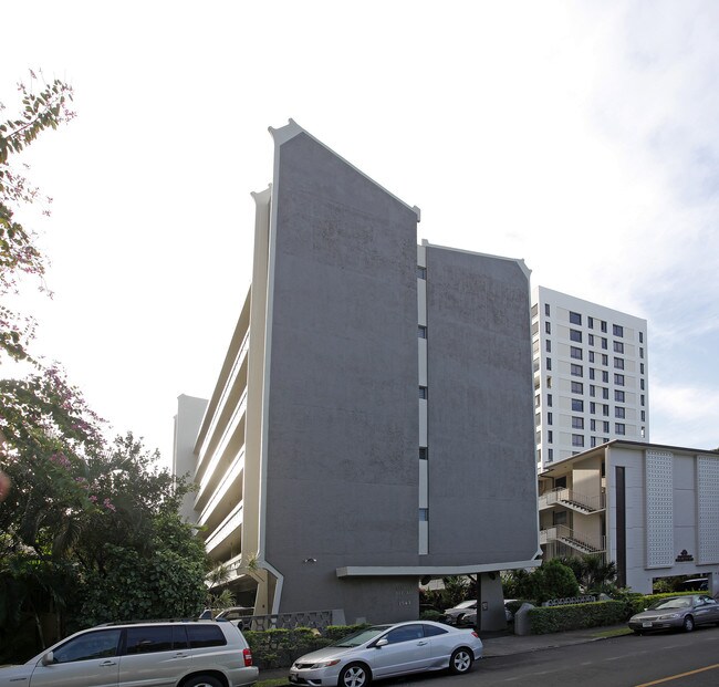 Makiki Bel Air in Honolulu, HI - Building Photo - Building Photo