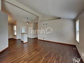 1304 Partridge Dr in Plainfield, IL - Building Photo - Building Photo