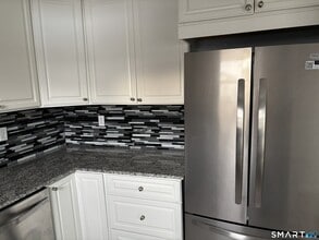 329 Blackstone Vlg in Meriden, CT - Building Photo - Building Photo