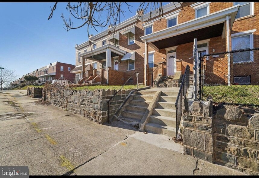 1930 Grinnalds Ave in Baltimore, MD - Building Photo