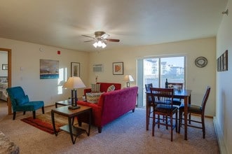 Beautiful 2 Bedroom, 2 Bathroom in Minot, ND - Building Photo - Building Photo