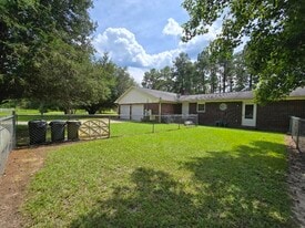 4665 Ellerbe Mill Rd in Rembert, SC - Building Photo