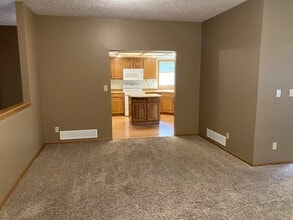1111 W 40th St in Kearney, NE - Foto de edificio - Building Photo