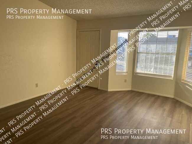 3802 E Harmony Ave in Mesa, AZ - Building Photo - Building Photo