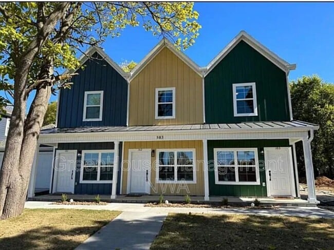 property at 503 S 7th St