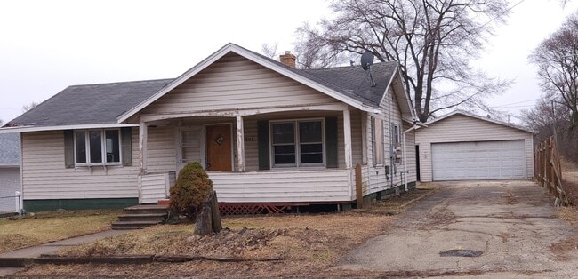 property at 3307 Hoover Ave